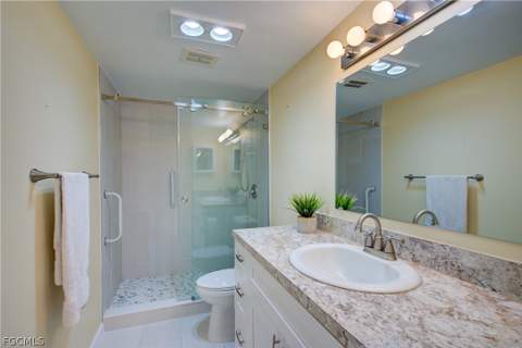 402 SE 42nd Ter 3, Cape Coral FL - photo 10 of 27