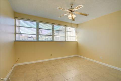 402 SE 42nd Ter 3, Cape Coral FL - photo 16 of 27