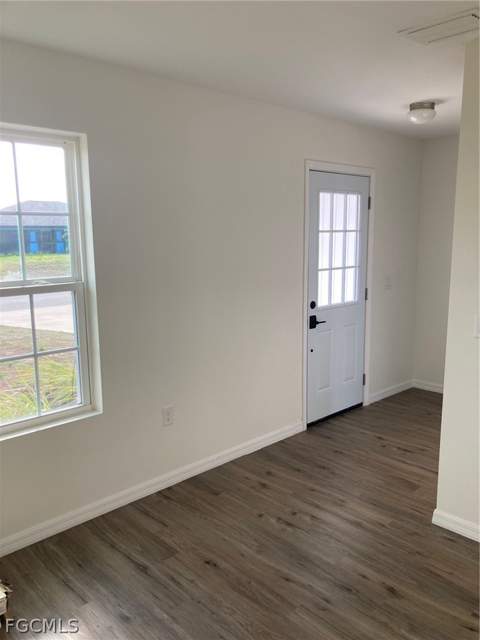 2922 NW 8th Pl, Cape Coral FL - photo 8 of 21