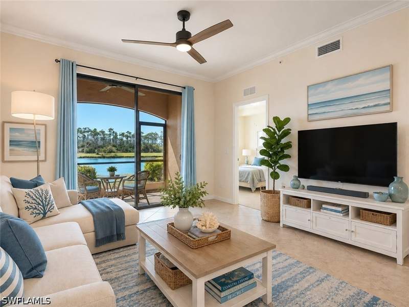2 bedroom Condominium at 9731 Acqua Ct 514, Alberi Acqua, Naples — photo 2