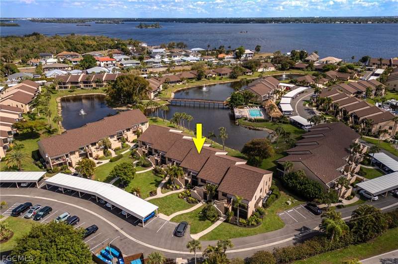 2 bedroom Condominium at 15448 Admiralty Cir 9, Admiralty Yacht & Racquet Club, North Fort Myers — photo 2