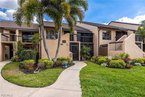 15448 Admiralty Cir 9, North Fort Myers FL - photo 6 of 40
