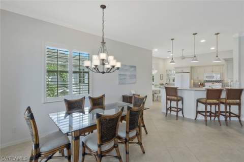 5095 Yacht Harbor Dr 203, Naples FL - photo 11 of 36