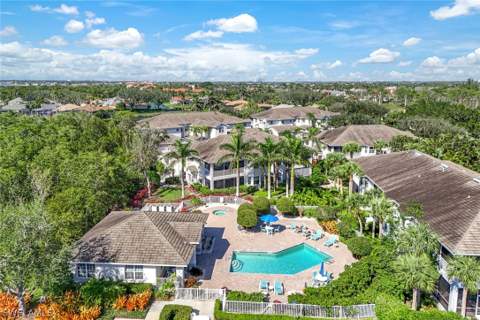 5095 Yacht Harbor Dr 203, Naples FL - photo 23 of 36