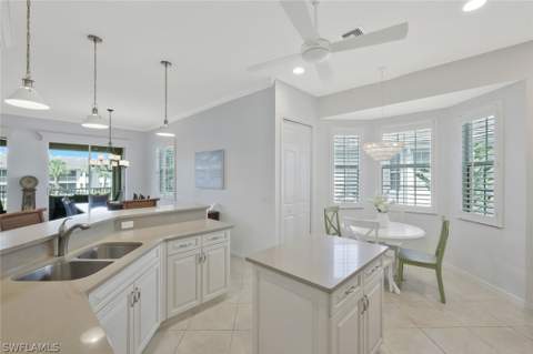 5095 Yacht Harbor Dr 203, Naples FL - photo 9 of 36