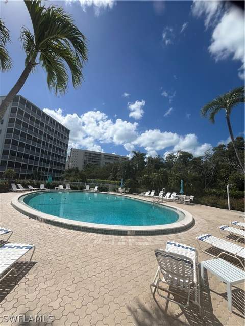 3 Bluebill Ave 207, Naples FL - photo 6 of 27