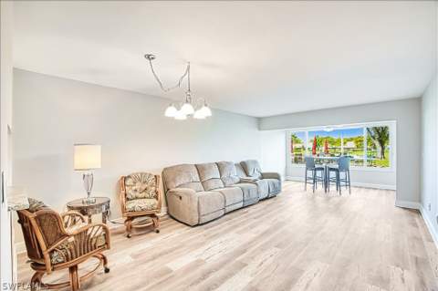 6220 Augusta Dr 107, Fort Myers FL - photo 7 of 40