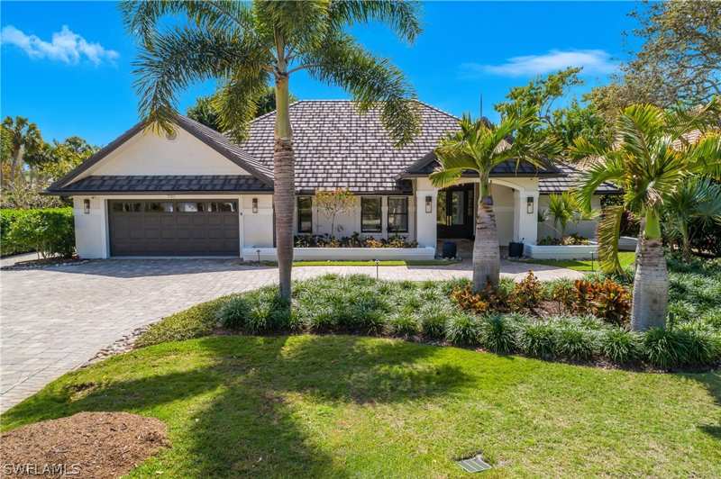 3 bedroom SingleFamilyResidence at 720 Shadow Lake Ln, Oakmont, Naples — photo 1