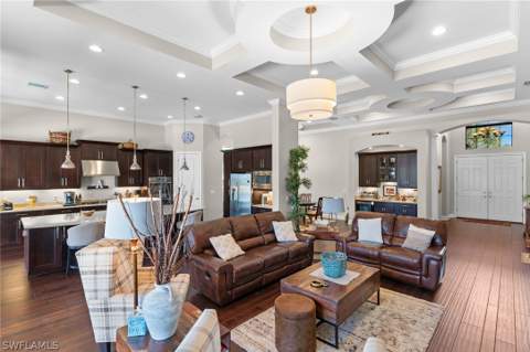 9012 Sorreno Ct, Naples FL - photo 12 of 45