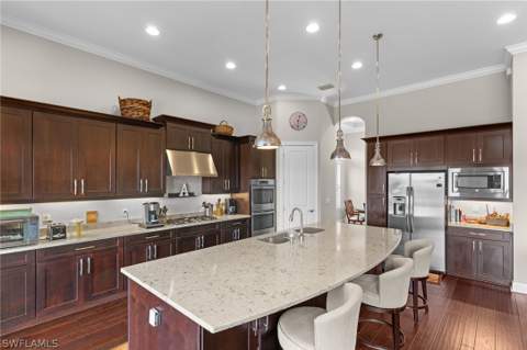 9012 Sorreno Ct, Naples FL - photo 14 of 45