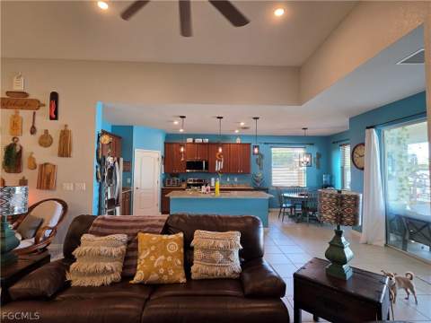 4102 SW 14th Pl, Cape Coral FL - photo 12 of 42