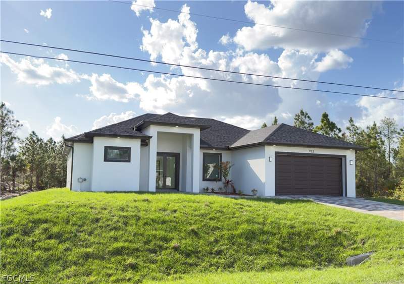 3 bedroom SingleFamilyResidence at 913 Glenn Ave, Lehigh Acres, Lehigh Acres — photo 3