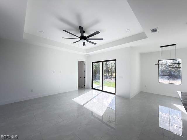 3 bedroom SingleFamilyResidence at 913 Glenn Ave, Lehigh Acres, Lehigh Acres — photo 4