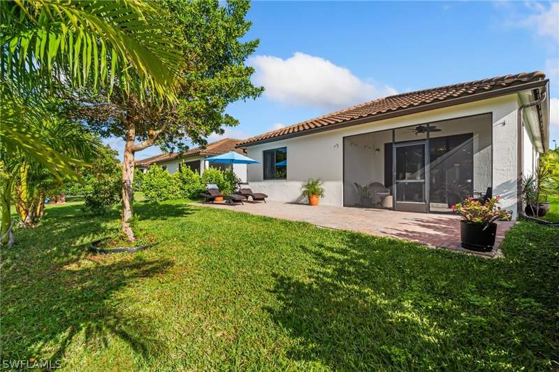 3 bedroom SingleFamilyResidence at 5053 Arancia Ln, Maple Ridge, Ave Maria — photo 4