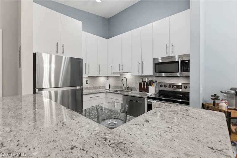 3 bedroom Condominium at 14861 Summerlin Woods Dr 6, Summerlin Woods, Fort Myers — photo 1