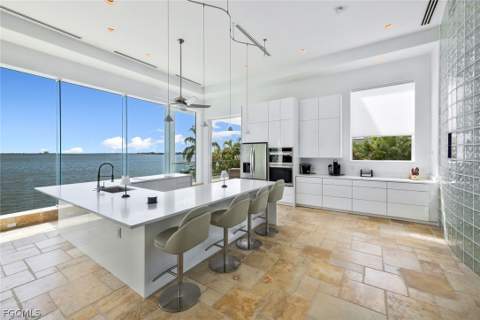 2302 SE 28th St, Cape Coral FL - photo 15 of 50