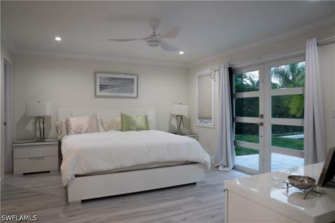 675 18th Ave S, Naples FL - photo 10 of 28