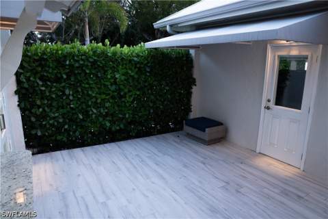675 18th Ave S, Naples FL - photo 22 of 28