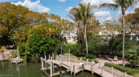 675 18th Ave S, Naples FL - photo 6 of 28