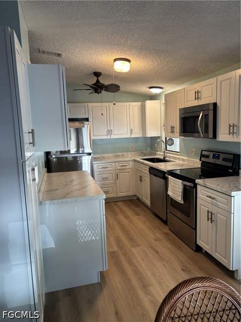 7169 Drum Dr, St James City FL - photo 12 of 39