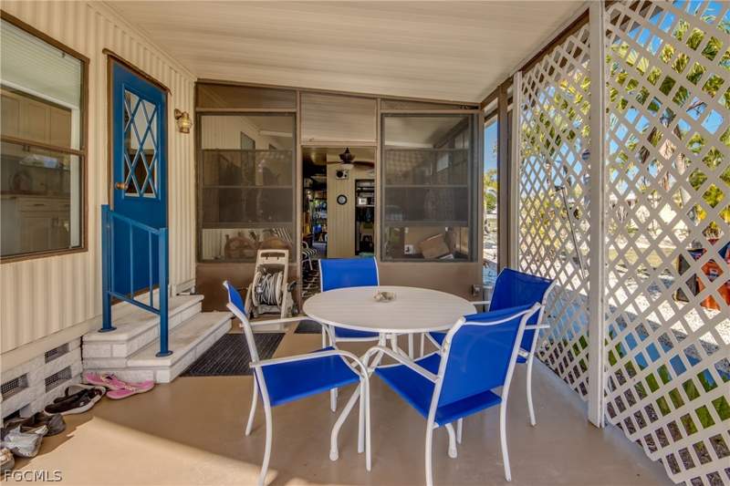 2 bedroom ManufacturedHome at 7169 Drum Dr, Pine Island Cove, St James City — photo 4