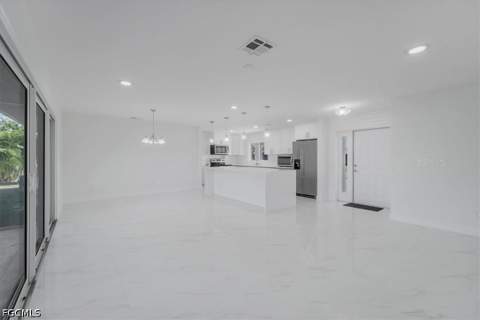 105 SE 45th Ter, Cape Coral FL - photo 7 of 41