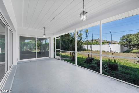105 SE 45th Ter, Cape Coral FL - photo 8 of 41
