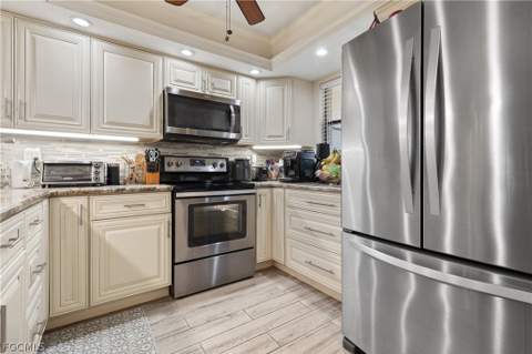 15041 Paddle Creek Dr 102, Fort Myers FL - photo 21 of 41