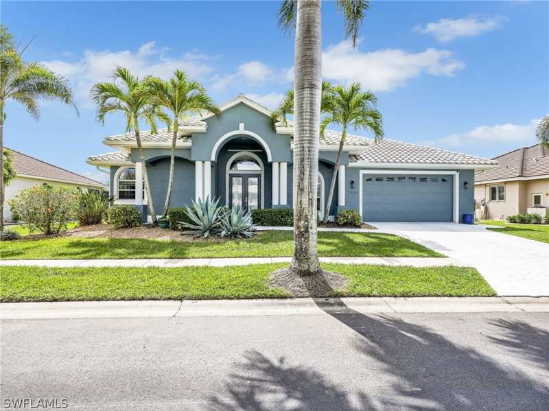 3 bedroom SingleFamilyResidence at 13621 China Berry Way, Catalpa Cove, Fort Myers — photo 1