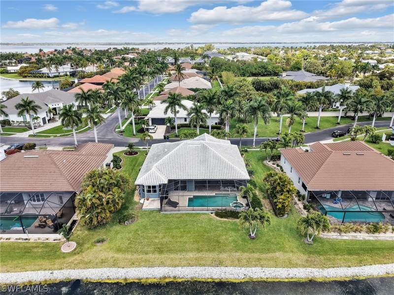 3 bedroom SingleFamilyResidence at 13621 China Berry Way, Catalpa Cove, Fort Myers — photo 3