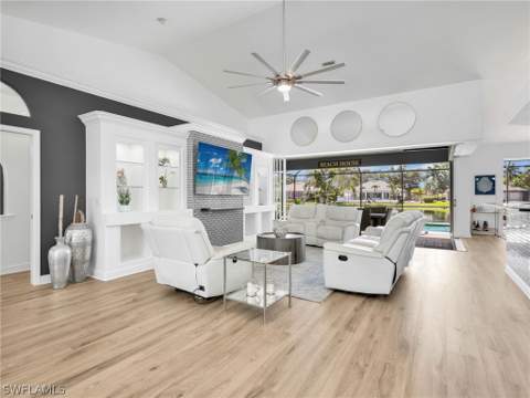 13621 China Berry Way, Fort Myers FL - photo 8 of 39