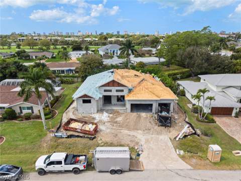335 Burning Tree Dr, Naples FL - photo 22 of 29