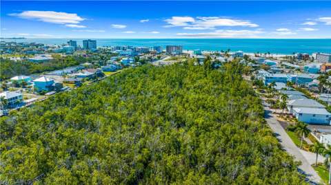 345 Mango St 406, Fort Myers Beach FL - photo 9 of 46