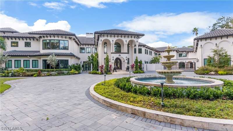 6 bedroom SingleFamilyResidence at 13323 Rosewood Ln, Quail Creek, Naples — photo 1