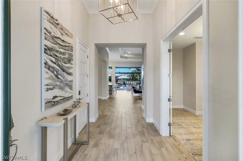 3 bedroom SingleFamilyResidence at 5715 Clarendon Dr, Isles Of Collier Preserve, Naples — photo 4