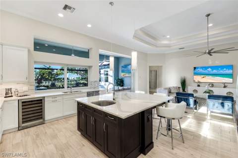 5715 Clarendon Dr, Naples FL - photo 7 of 21