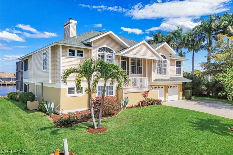 5 bedroom SingleFamilyResidence at 183 Sunset Cay, Port Of The Islands, Naples — photo 1