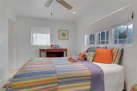 1290 Venetian Way, Naples FL - photo 23 of 50