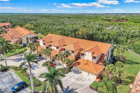 16540 Heron Coach Way 406, Fort Myers FL - photo 8 of 33
