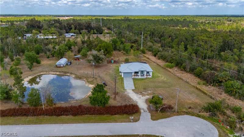 3 bedroom SingleFamilyResidence at 4301 South Rd, Western Acres, North Fort Myers — photo 1