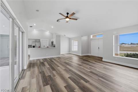 614 SW 1st St, Cape Coral FL - photo 11 of 46