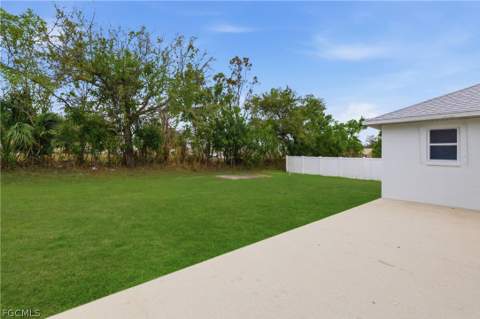 614 SW 1st St, Cape Coral FL - photo 21 of 46