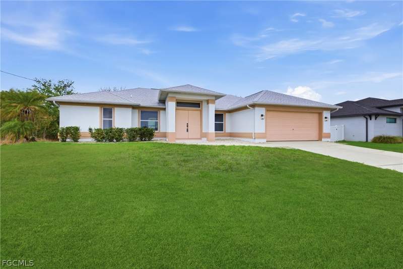 3 bedroom SingleFamilyResidence at 614 SW 1st St, Cape Coral, Cape Coral — photo 5