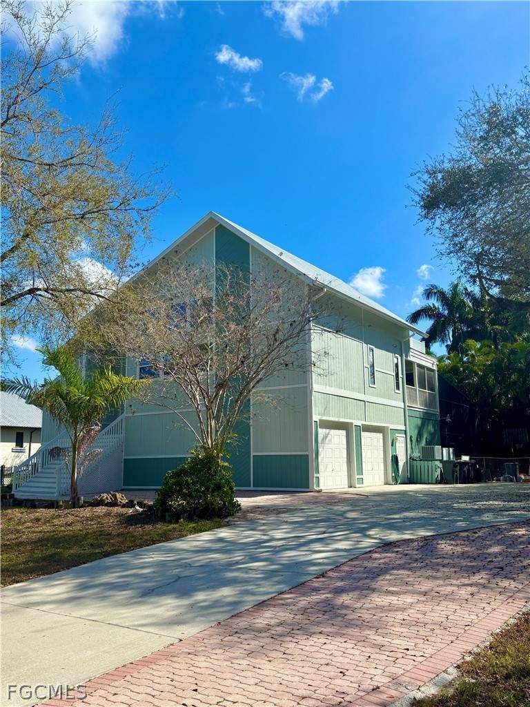 4 bedroom SingleFamilyResidence at 15493 Chloe Cir, Hendry Creek, Fort Myers — photo 2