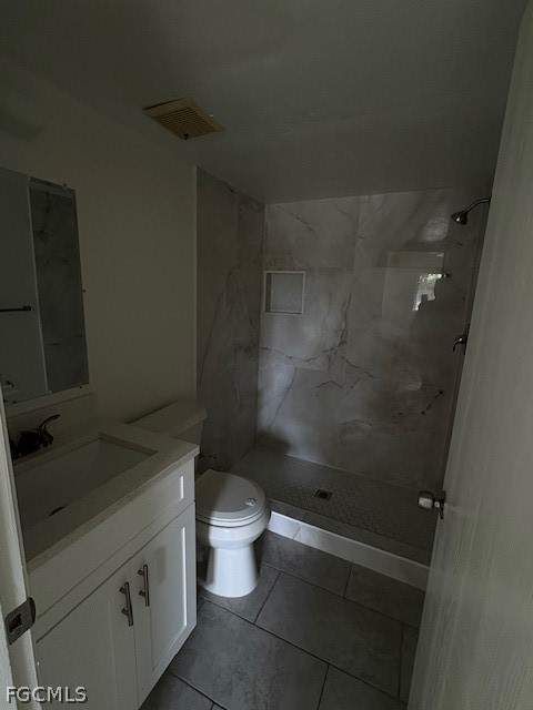 2700 Park Windsor Dr 707, Fort Myers FL - photo 10 of 16