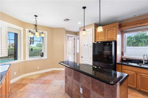 11913 Princess Grace Ct, Cape Coral FL - photo 16 of 50