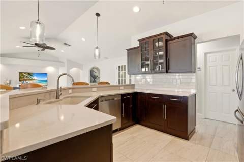 4282 Longshore Way N, Naples FL - photo 11 of 43