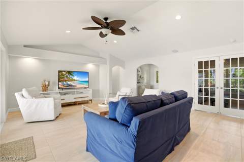 4282 Longshore Way N, Naples FL - photo 7 of 43