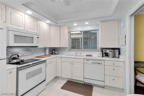4150 Crayton Rd B6, Naples FL - photo 15 of 42