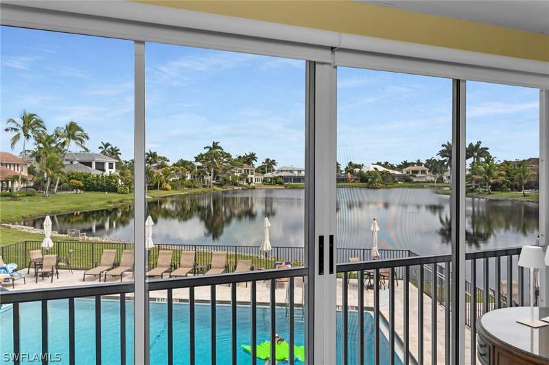 2 bedroom Condominium at 4150 Crayton Rd B6, Swan Lake Club, Naples — photo 5